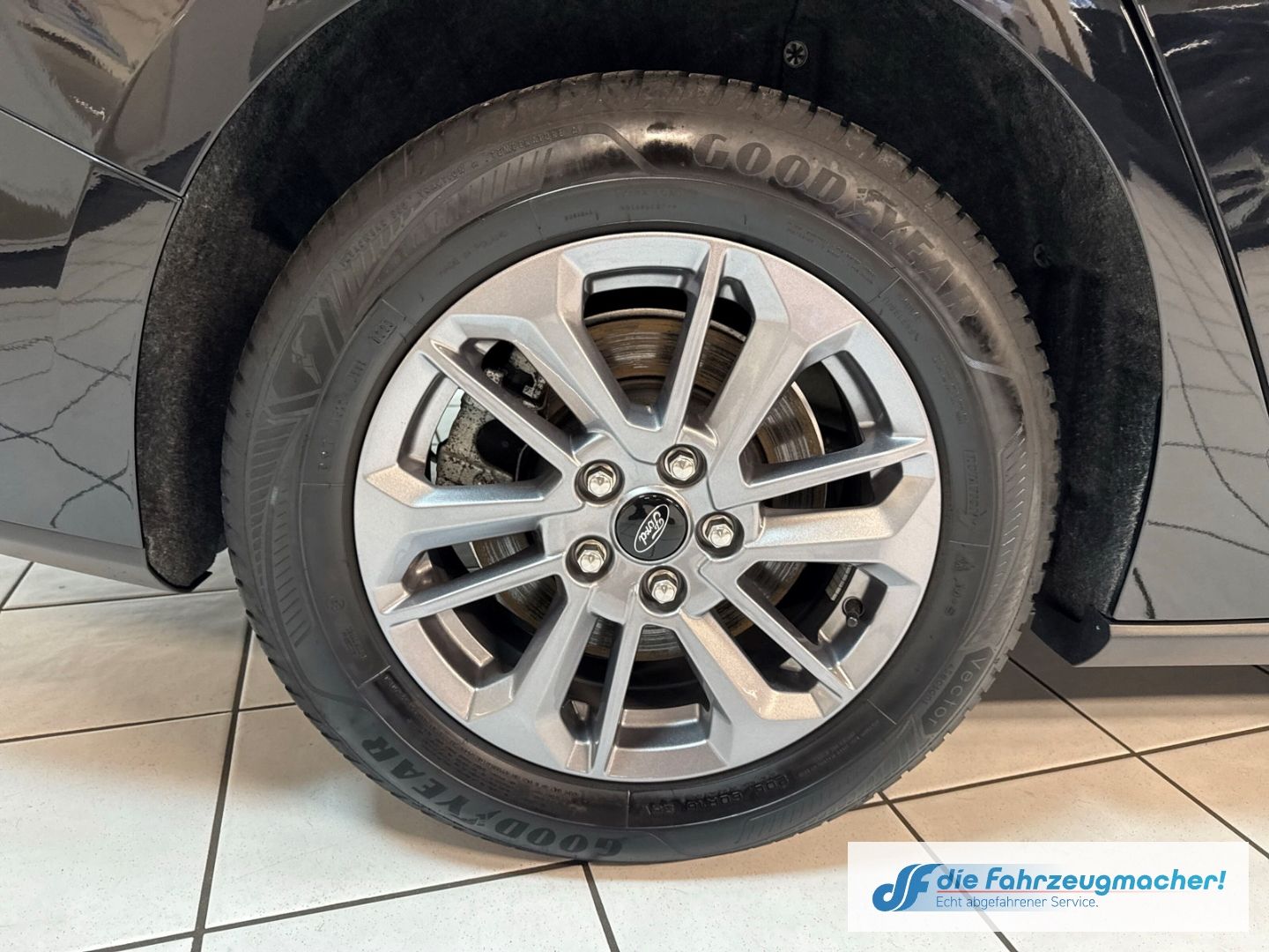 Fahrzeugabbildung Ford Focus Turnier Titanium X Navi Digitales Cockpit