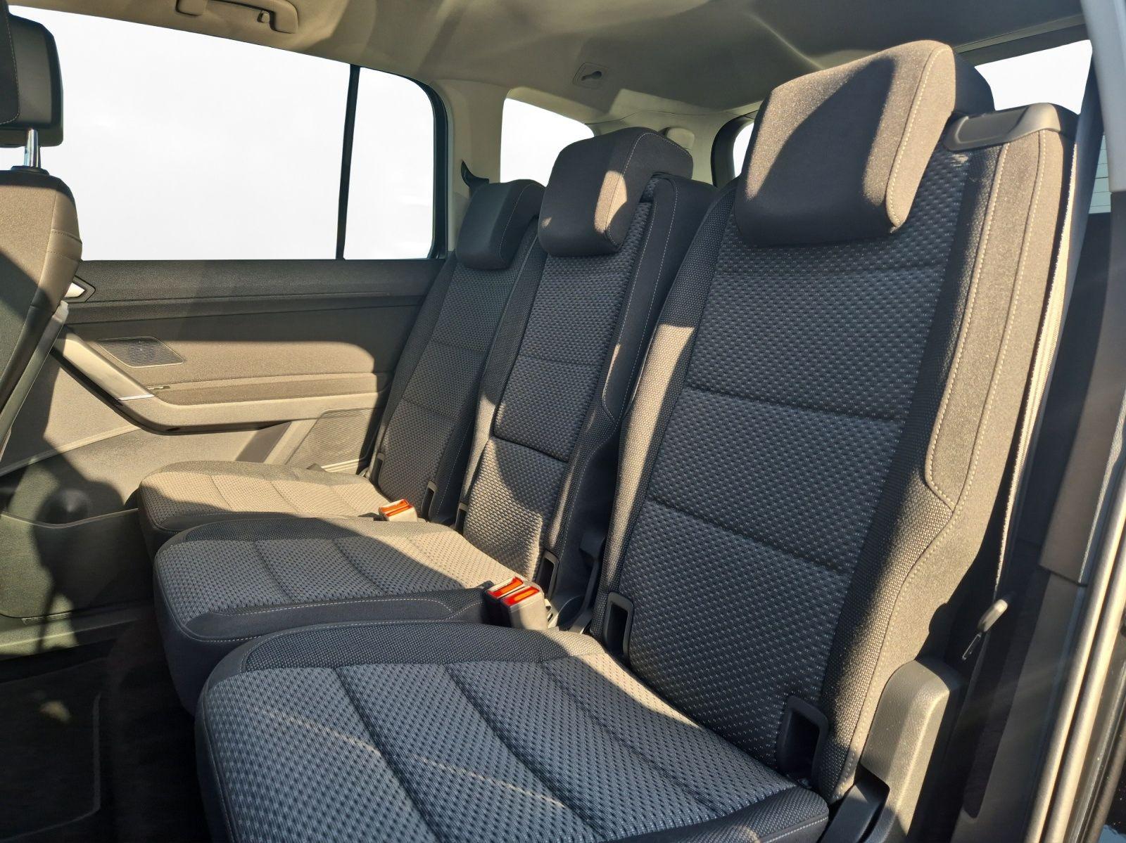 Volkswagen Touran 2.0 TDI DSG Navi 7-Sitze IQ.Drive RüKa Ke, миниатюра 8