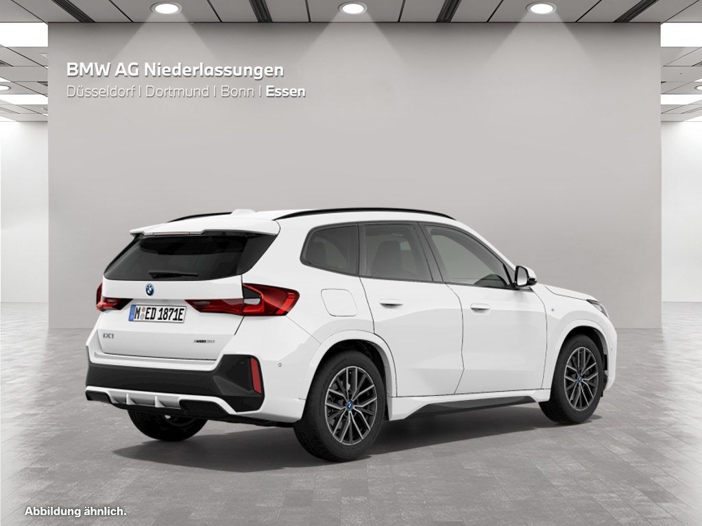 BMW iX1 xDrive30 M Sport Kamera Driv.Assist LED foto 2