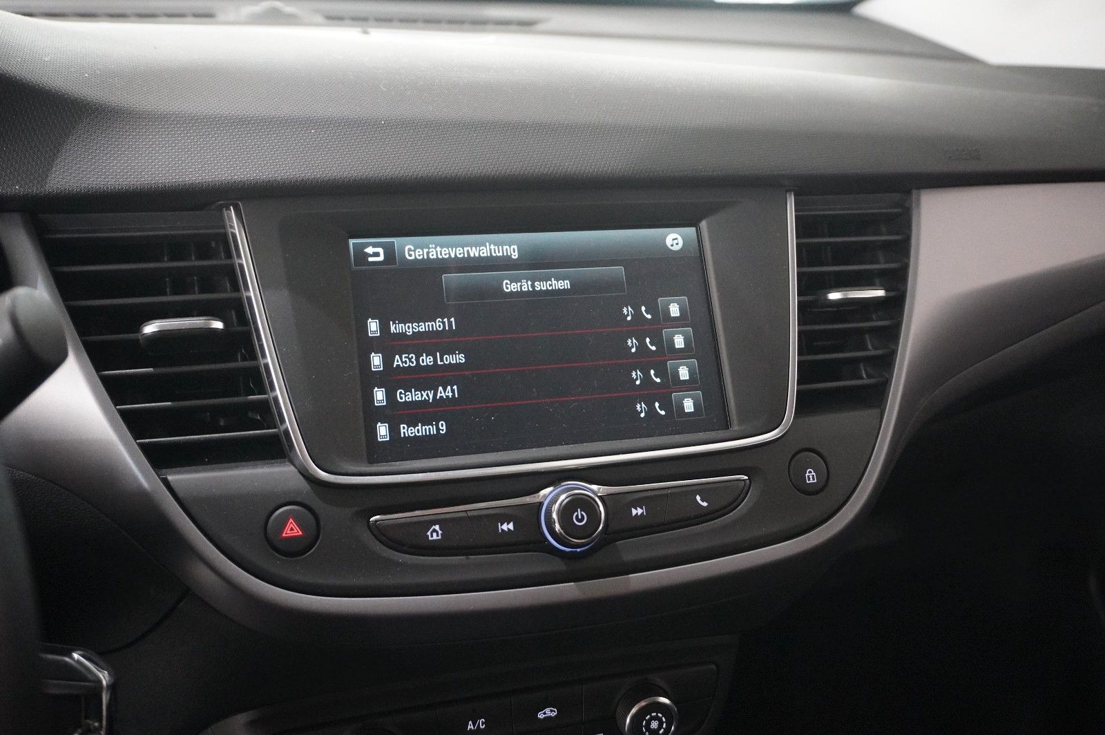Fahrzeugabbildung Opel Crossland (X) 1.2 EDITION NAVI/LED/KAMERA/DAB+