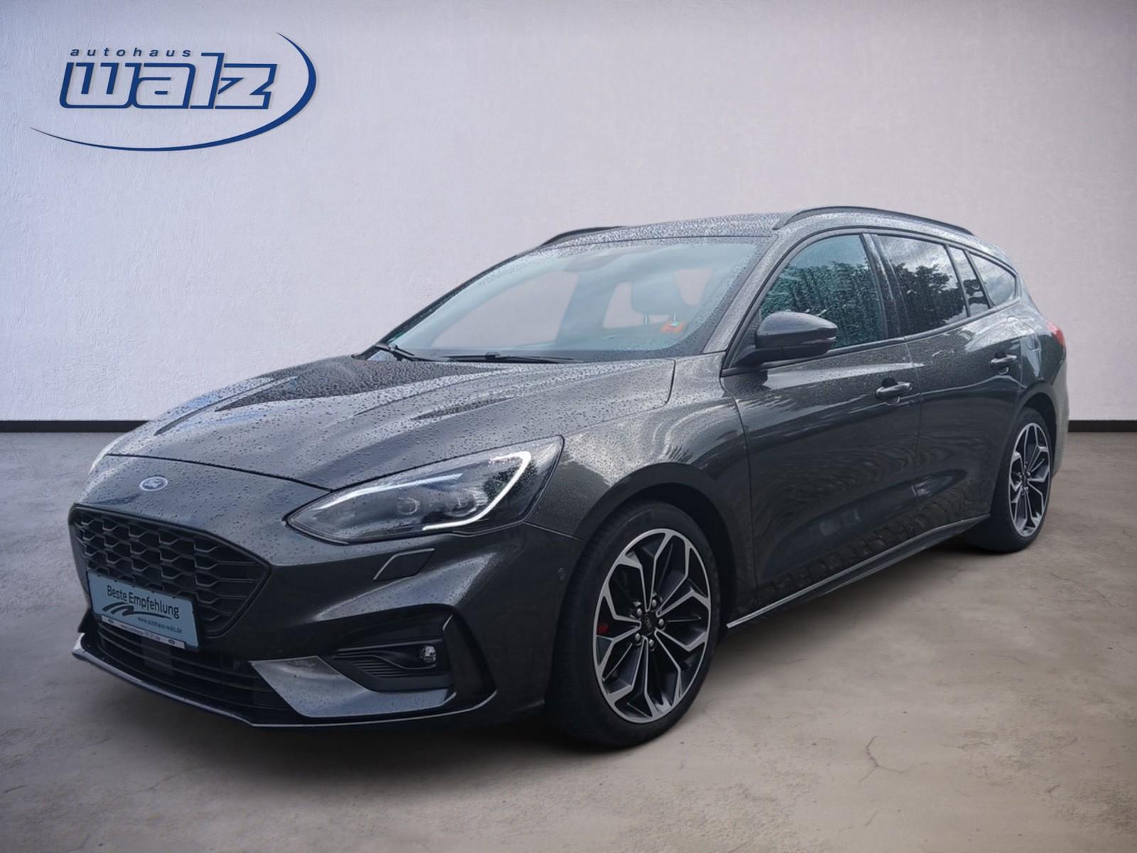 Ford Focus Turnier ST-Line Top Gepflegt +AHK