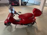 Vespa PRIMAVERA 125 RED - VESPA 125 PRIMAVERA