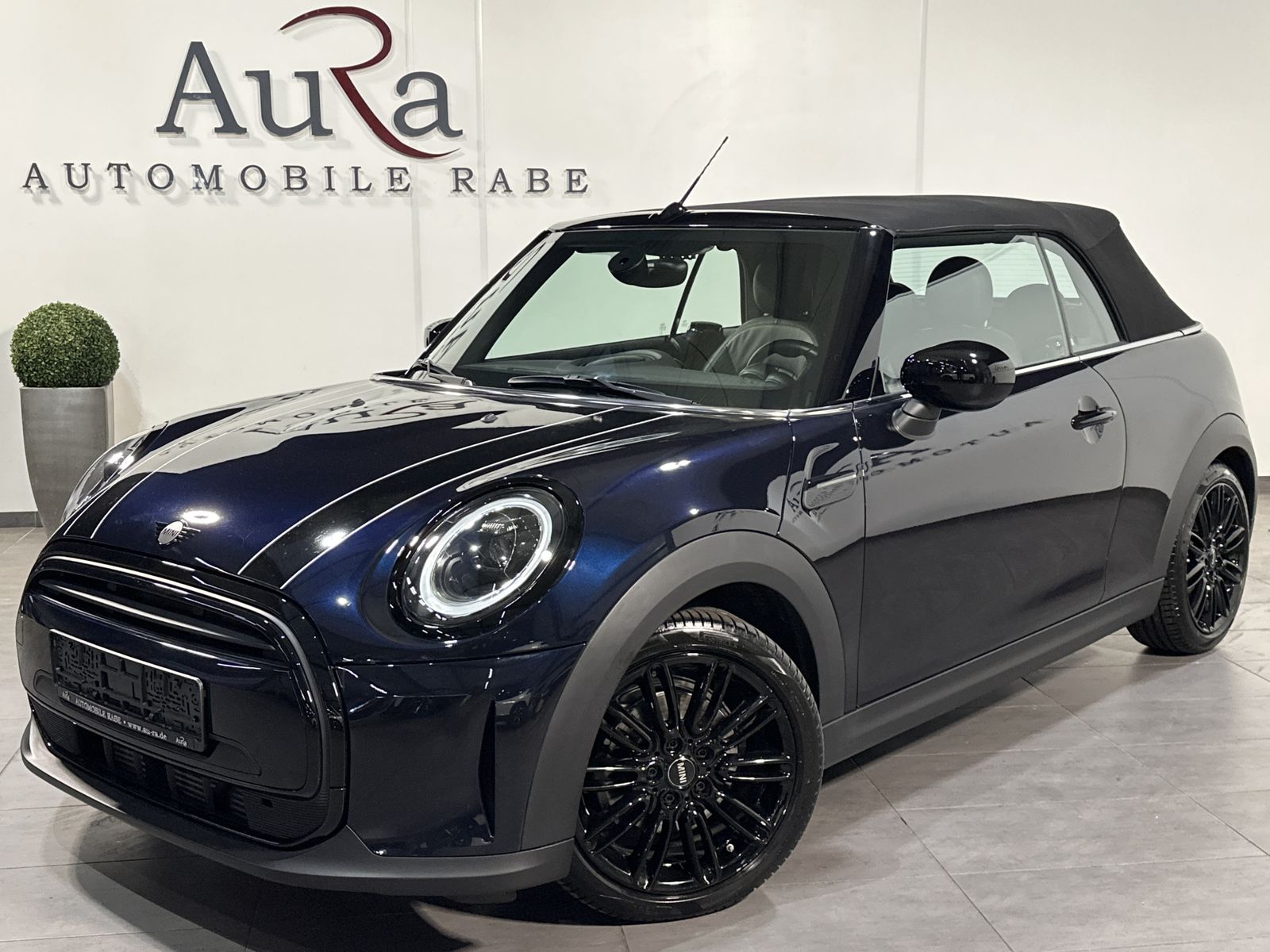Fahrzeugabbildung MINI Cooper Cabrio MINI Yours Trim Aut. NAV+LED+17ZO