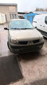 Renault clio - gebrauchte Renault Clio aus dem Jahr 2003