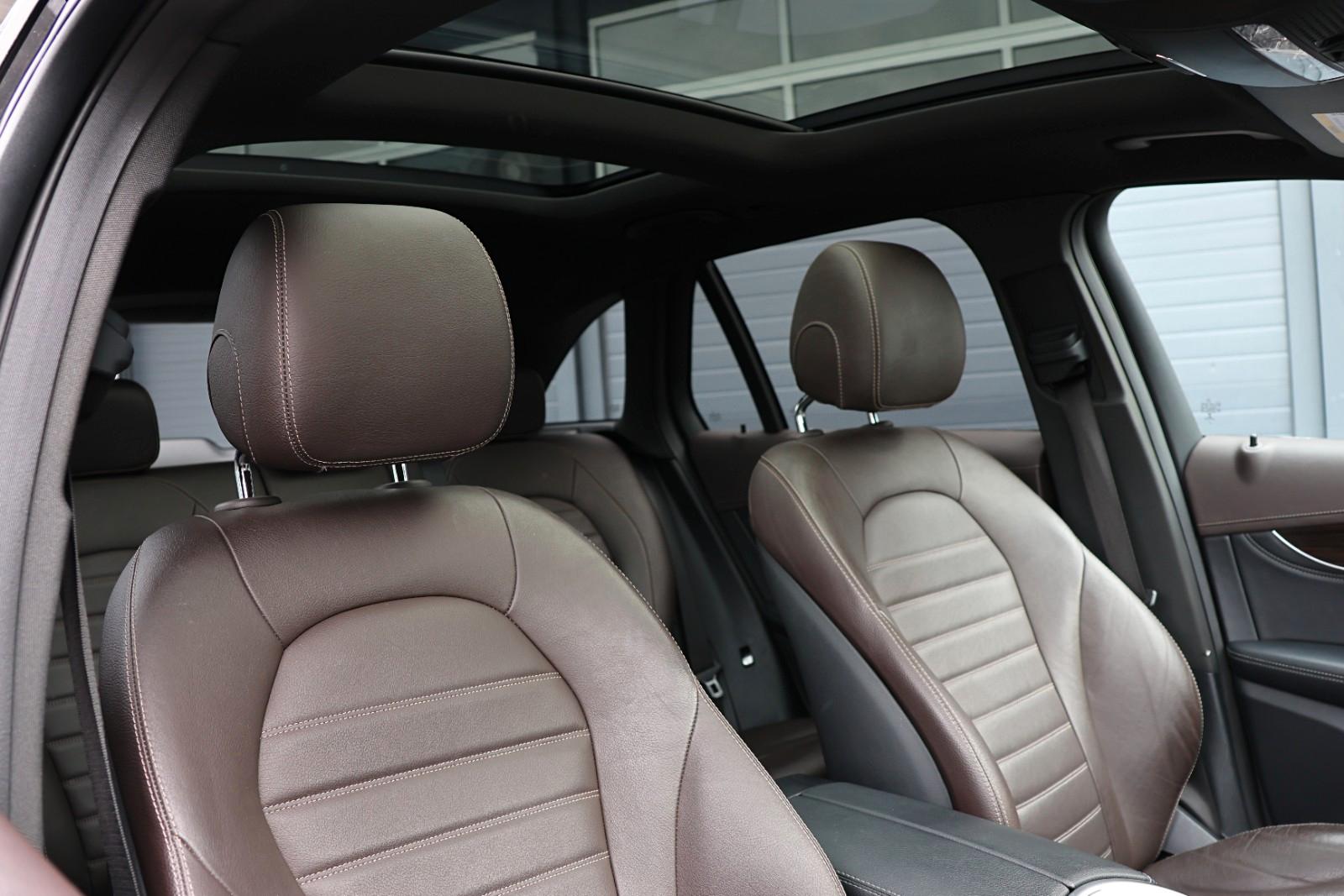Mercedes-Benz GLC 300 4MATIC/ACC/Burmester/PANO/SHZ/TTW/KAMERA