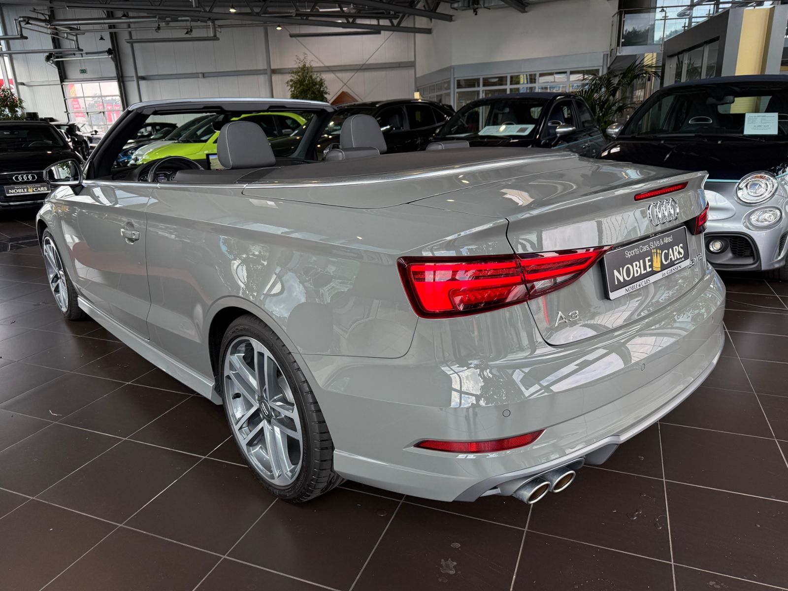 Fahrzeugabbildung Audi A3 Cabriolet S-Line LED NAVI ALU