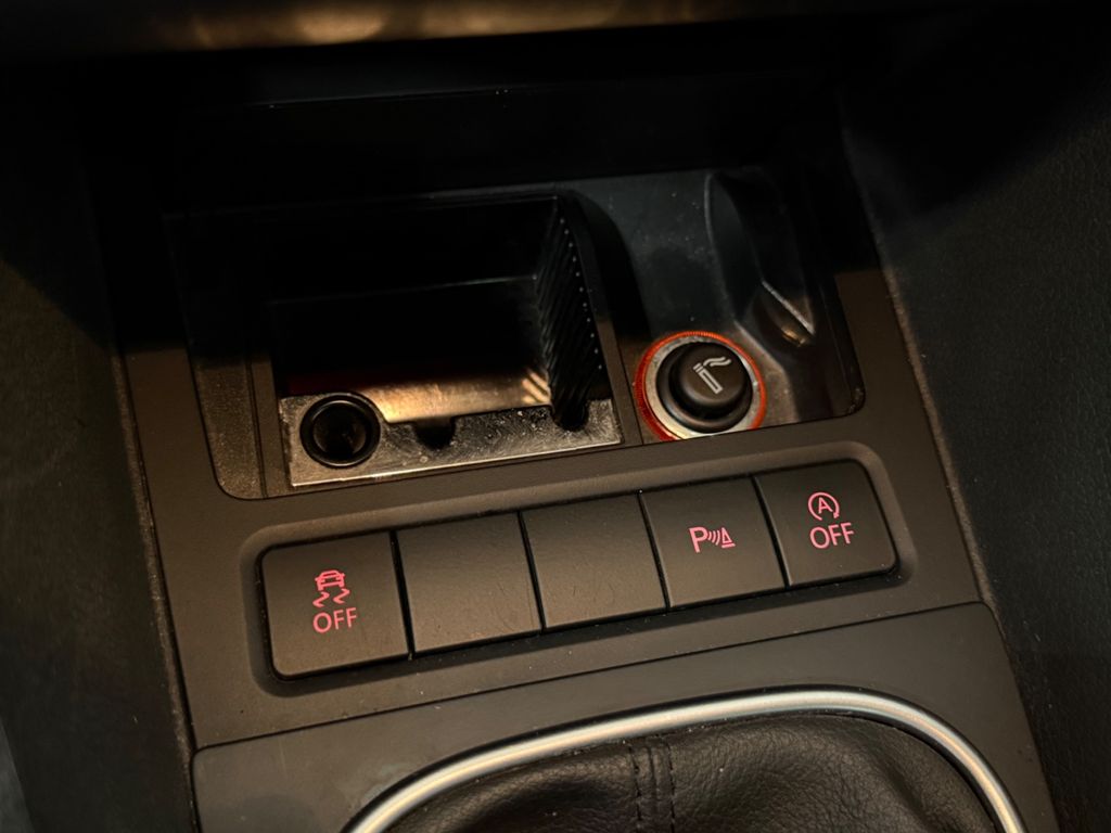 Volkswagen Golf VI Variant BM/ 1.H / 93t.KM/ PANO/ NAVI/ Volkswagen Golf VI Variant BM/ 1.H / 93t.KM/ PANO/ NAVI/