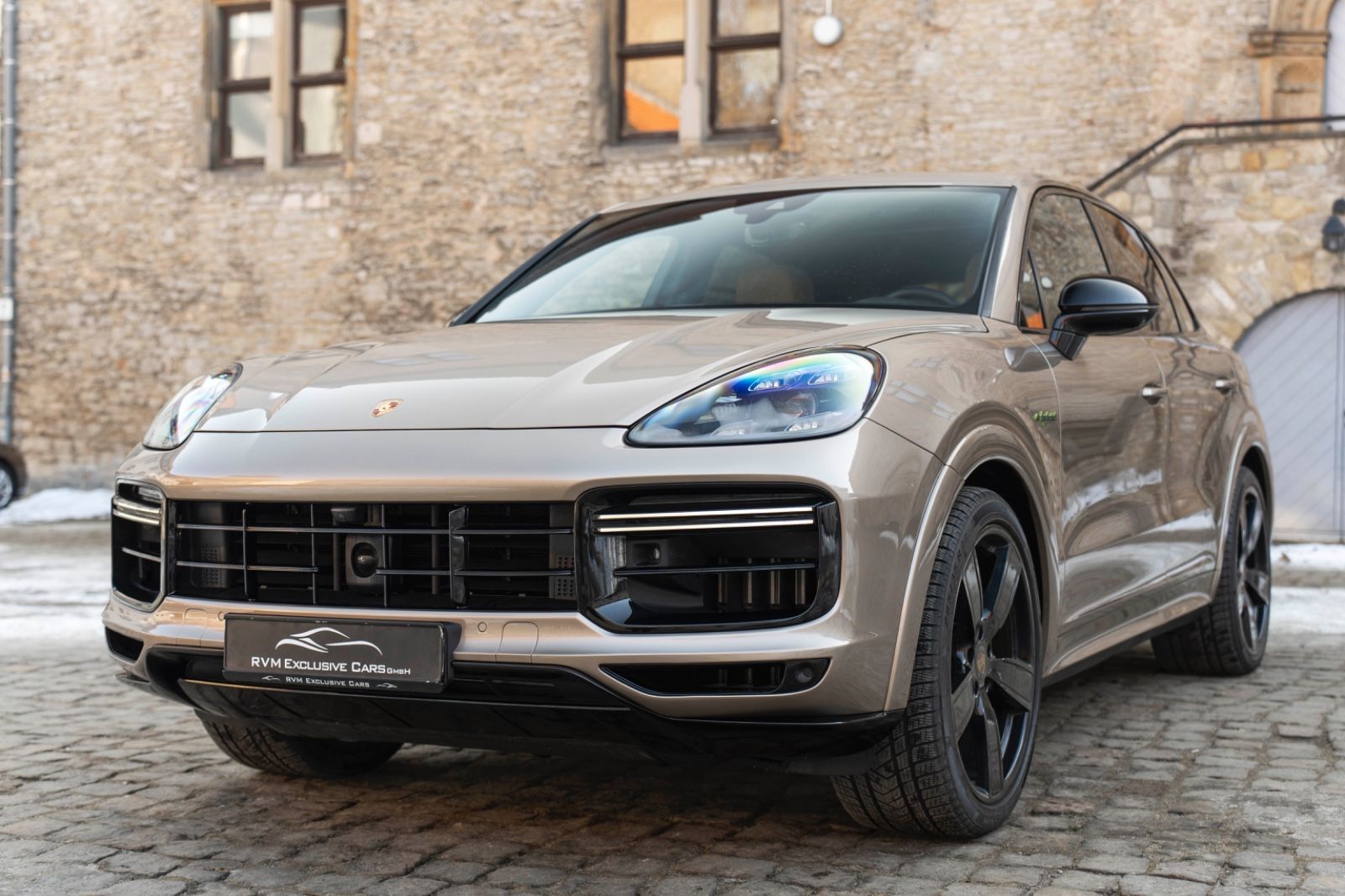 Fahrzeugabbildung Porsche Cayenne E-Hybrid SPORT-CHRONO BURMESTER 360° LED