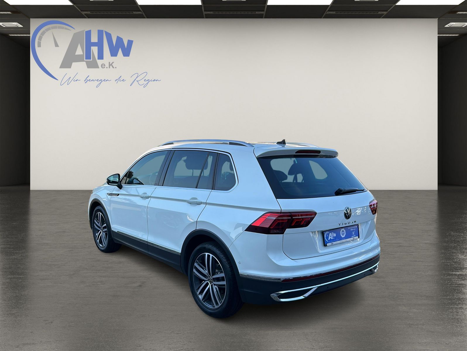 Fahrzeugabbildung Volkswagen Tiguan 2.0 TDI SCR DSG Elegance