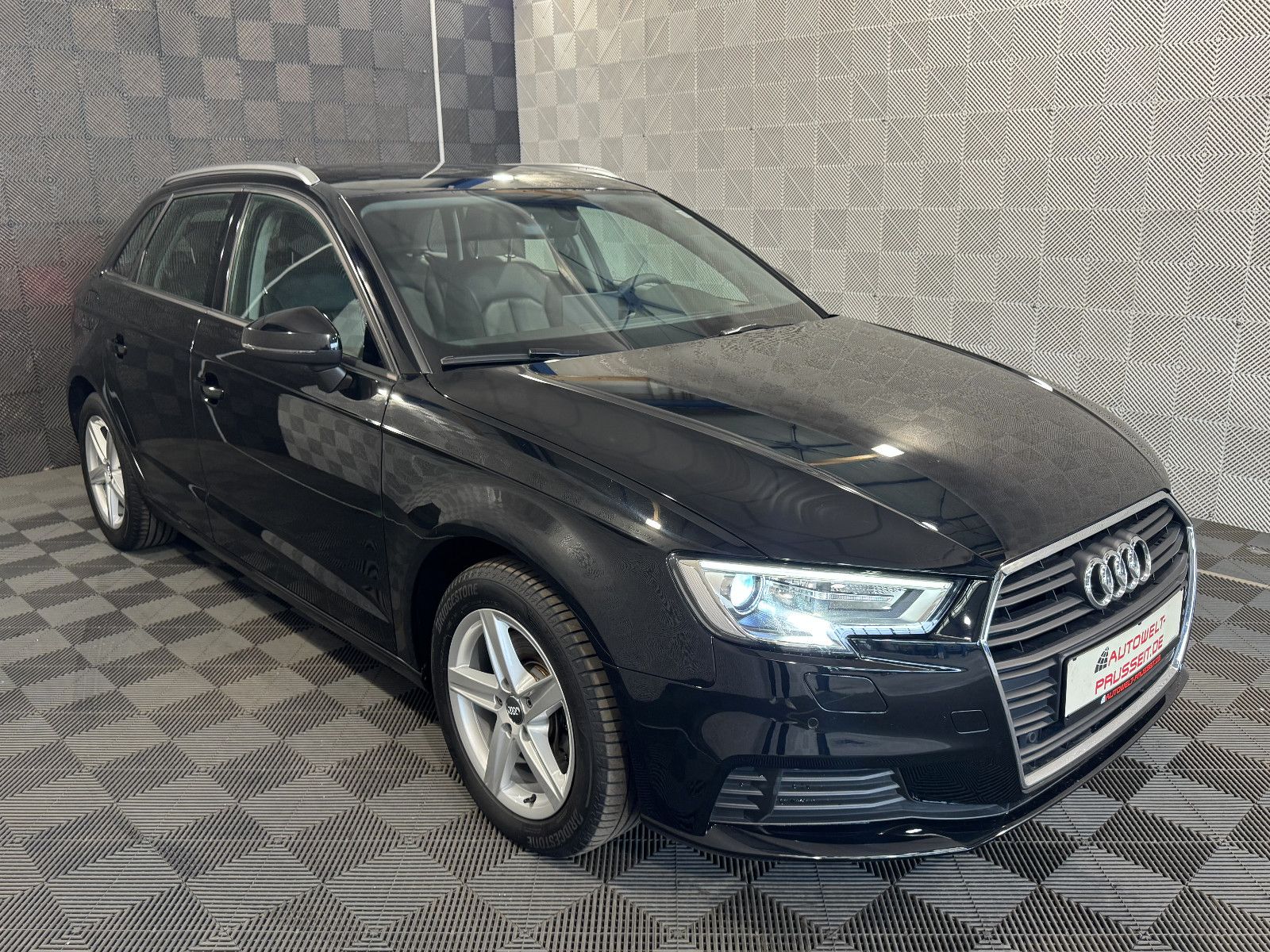 Gebrauchtwagen Audi A3 A3 Sportback 35 TDI*LEDER*XENON-PDC-SHZ-NAVI-16" in Horb am Neckar