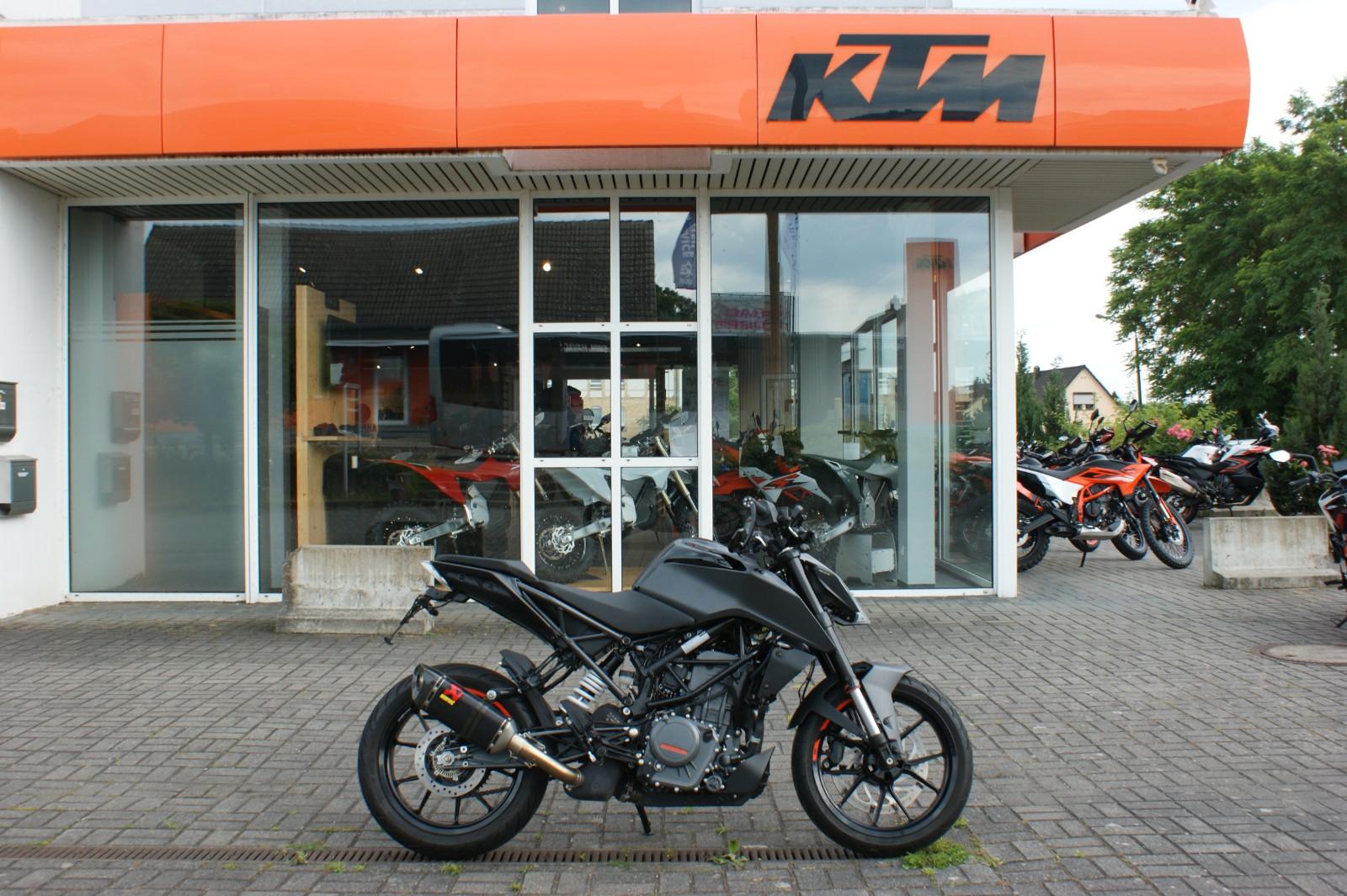 KTM 390 Duke Akrapovic, Service+TüV neu