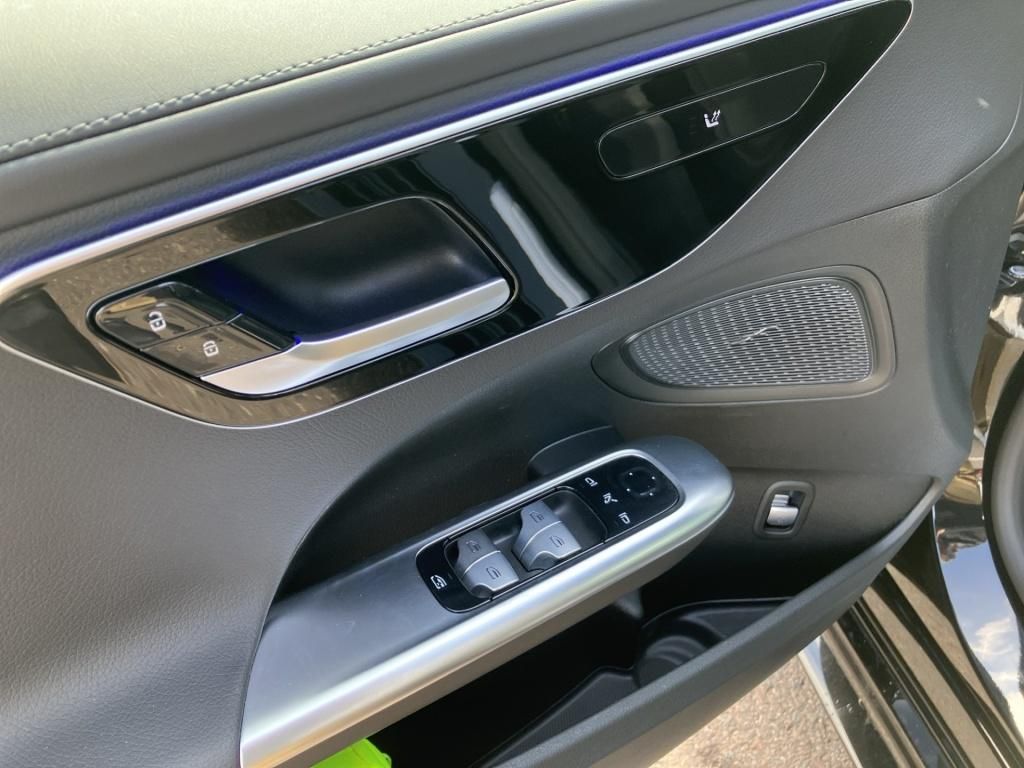 Fahrzeugabbildung Mercedes-Benz C 300 d T AMG*AHK*DISTR*LED*NAVI*KAMERA