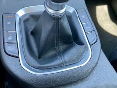 Fahrzeugabbildung Hyundai i30 1.0 AAC ALLWETTER ALU KAMERA PDC CARPLAY