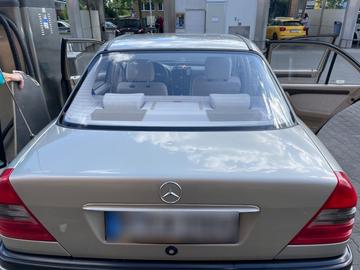 صورة 2 لـ 1996 Mercedes-BENZ C 180