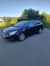 Toyota Avensis Combi Edition 2.0 D-4D Edition - Toyota Avensis Combi Gebrauchtwagen