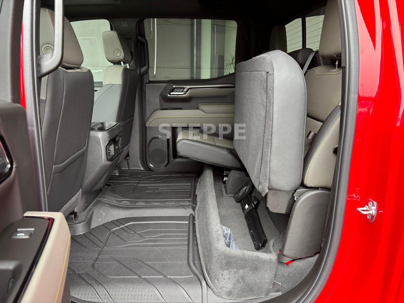 Chevrolet 2025 Silverado ZR2 6,2V8 Crewcab Tech-Pack. AHK