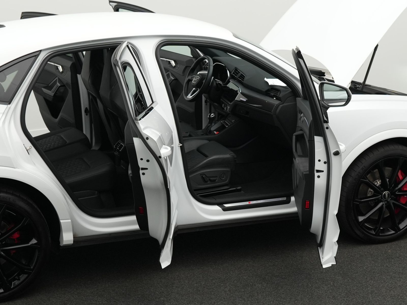 Audi RSQ3 - Bild 33
