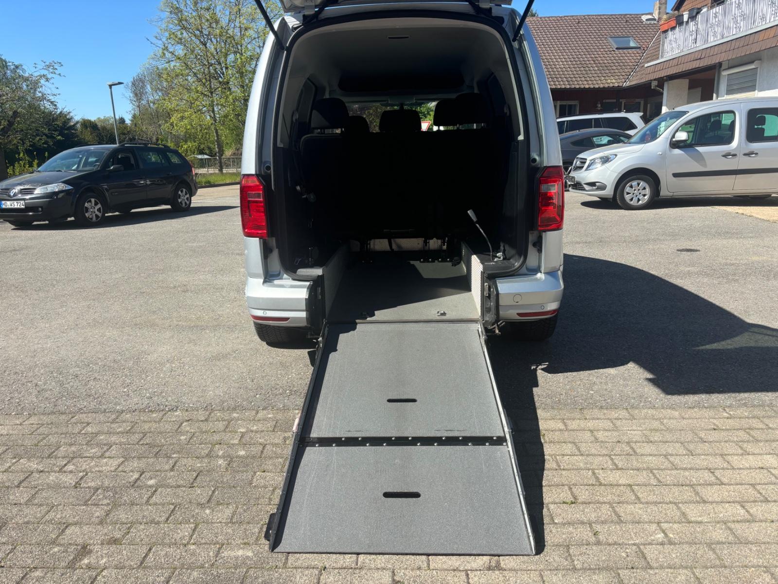 Volkswagen Caddy-Wenderampe-Selbstlenkendes Parksystem