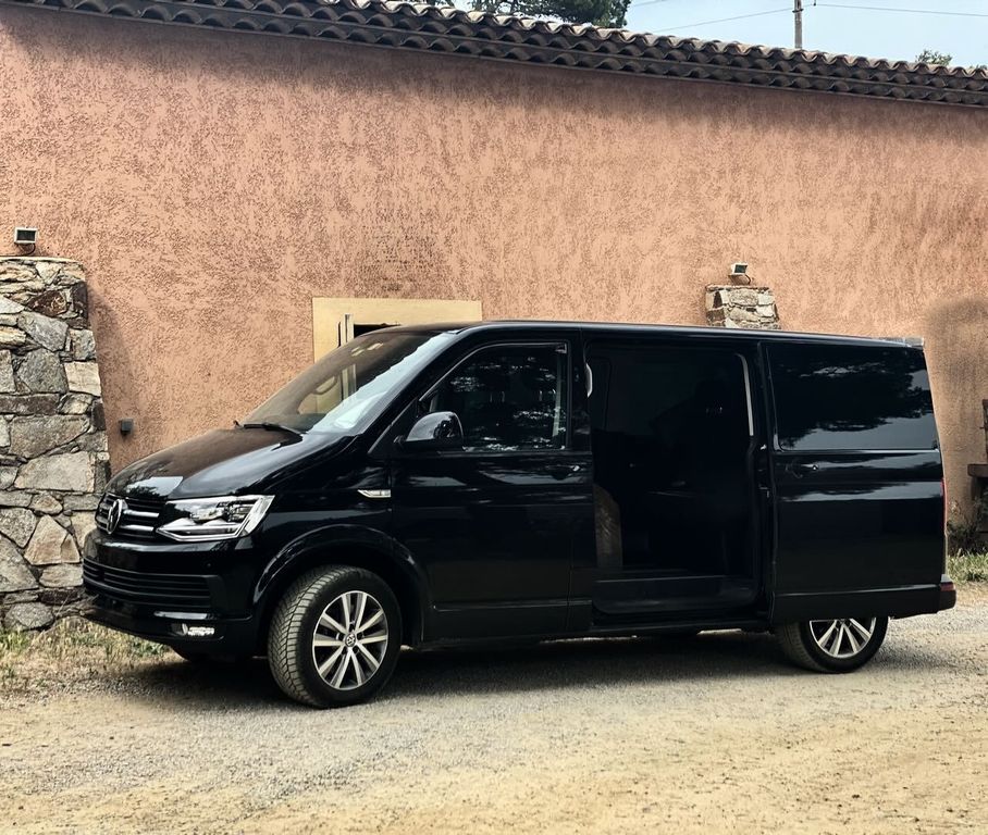 Image of Volkswagen T6 Multivan