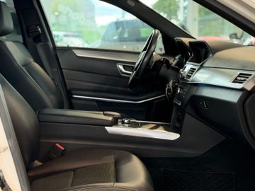 Mercedes E 200 - 12