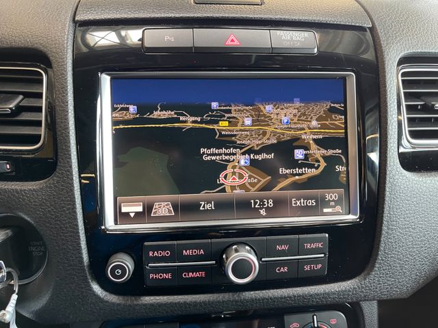 Volkswagen Touareg V6 TDI BMT DSG *NAVI*XENON*LEDER*DAB*
