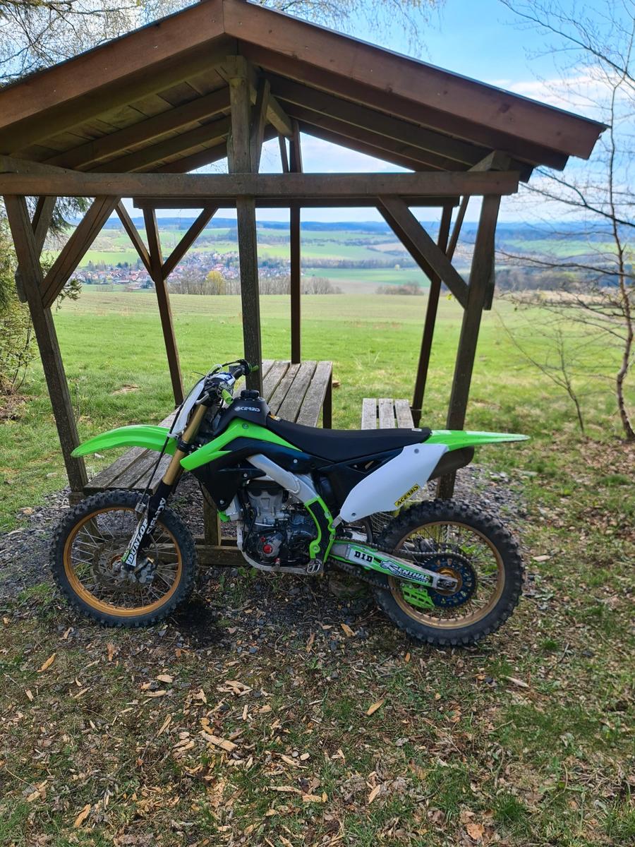 Kawasaki  2012 — салон