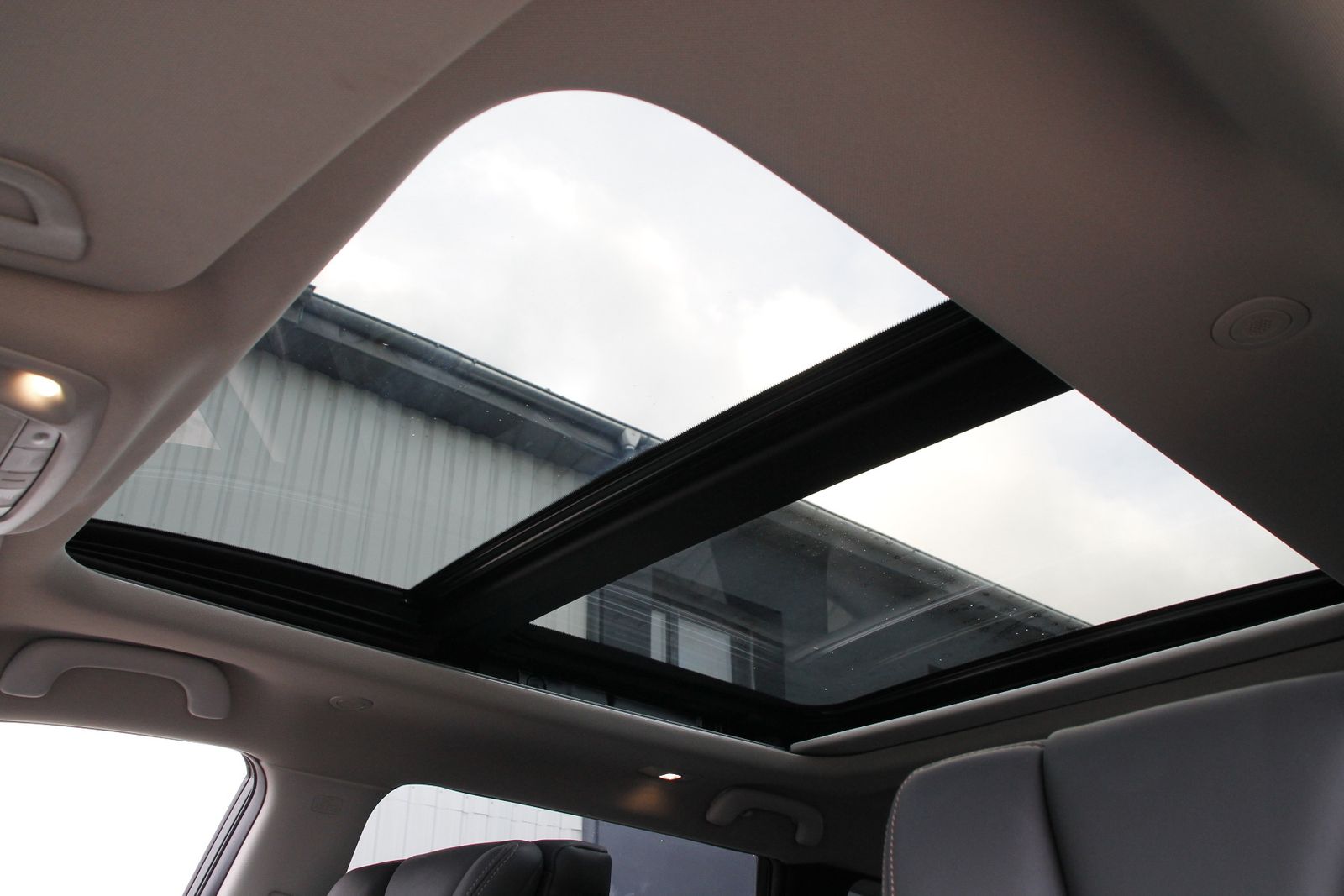 Fahrzeugabbildung Renault Koleos II 2.0BLUEdCi190 Initiale Paris 4WD