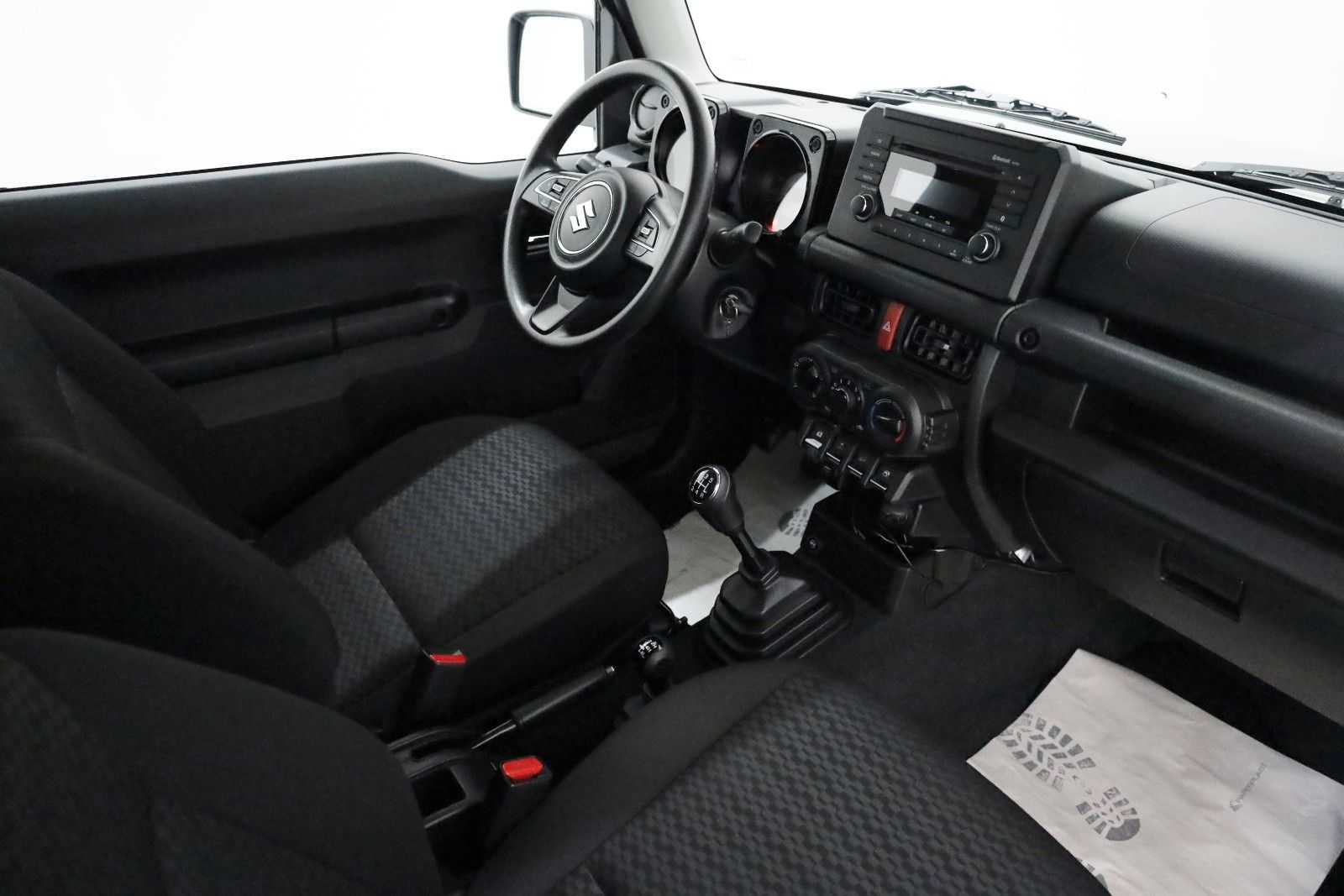 Fahrzeugabbildung Suzuki Jimny Comfort+ AllGrip,4WD,AUTOMATIK,AHK,4 Sitze