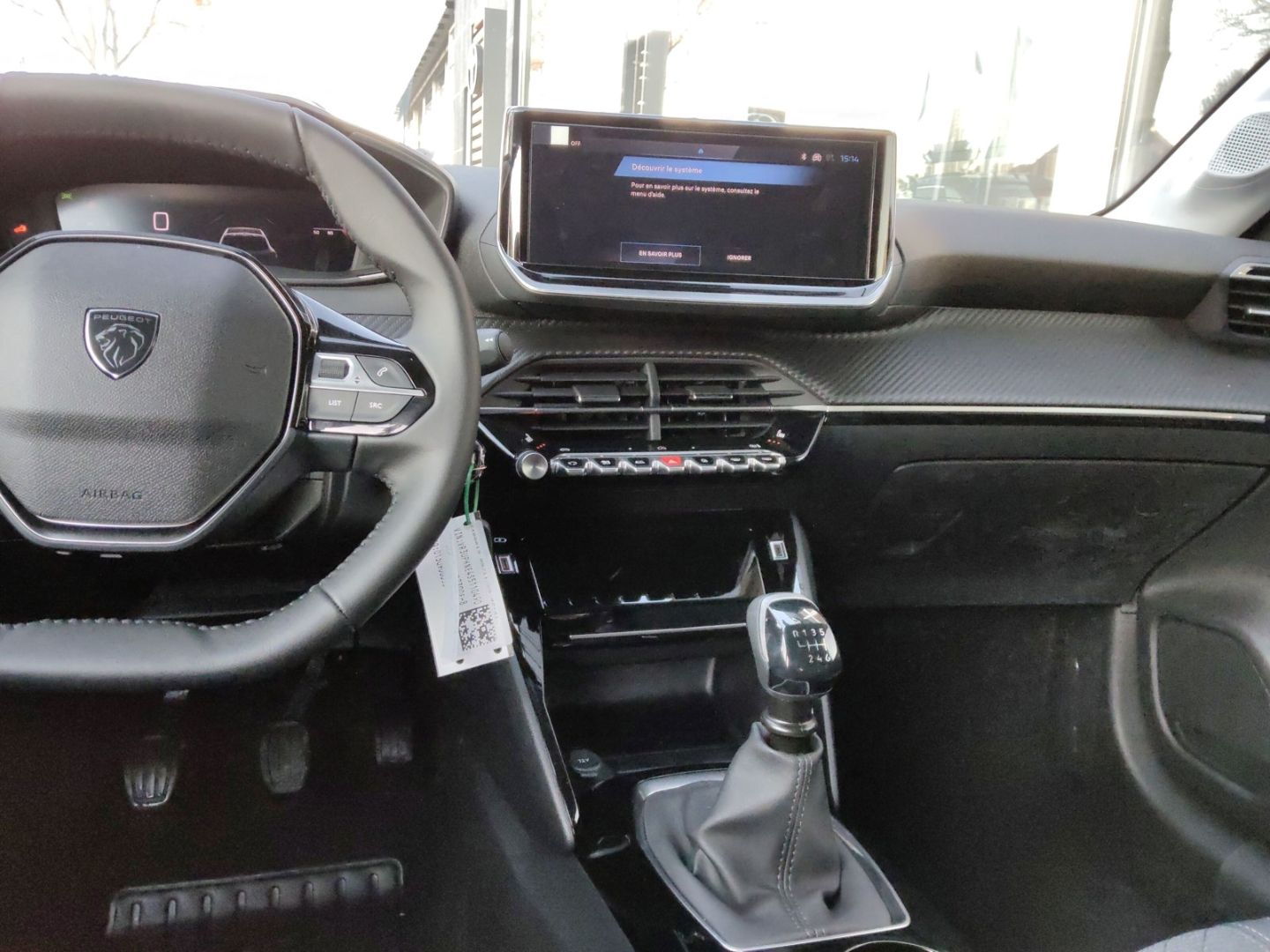 Peugeot 208 - Bild 11