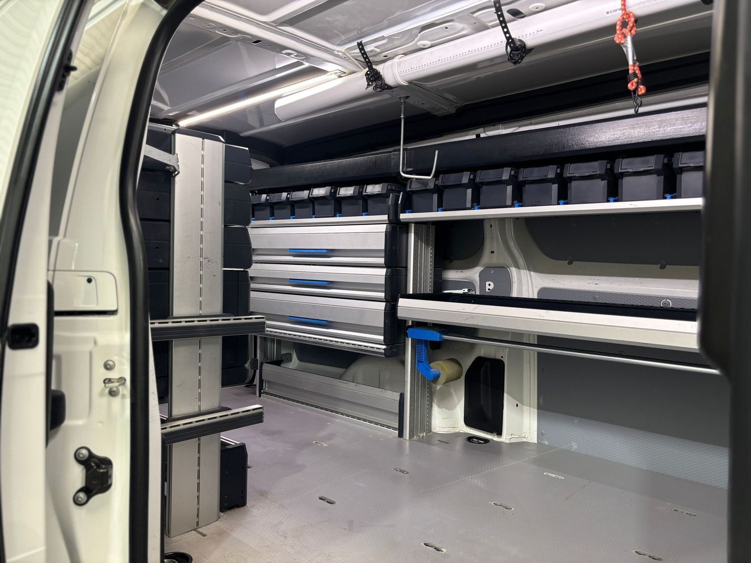 Fahrzeugabbildung Opel Vivaro 2.0 D Edition L3 #2xSortimo#Kamera#Carpla