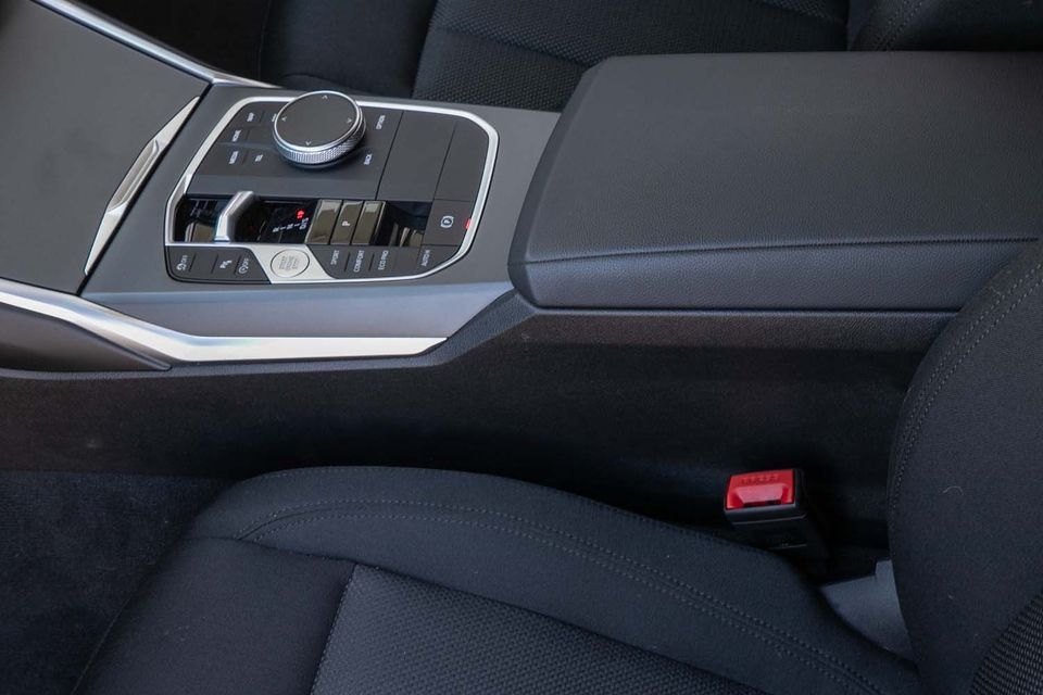 BMW 318 - Bild 9
