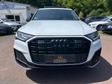 Audi Q7 55 TFSI quattro S line*7-Sitze*Pano*HUD*Nacht - Audi Q7 mit Benzin-Antrieb: Geländewagen