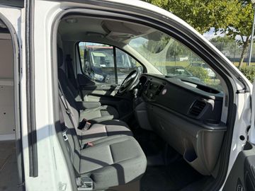 Ford Transit Custom - 8
