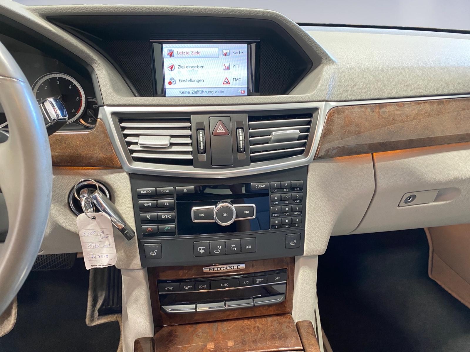 Mercedes-Benz E200 CDI Lim. BlueEfficiency, NAVI, PDC, BIXENON