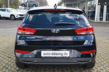 Hyundai i30 1.5T-GDI Hybrid48V DCT.NAVI-KAMERA-SHZG-PDC-