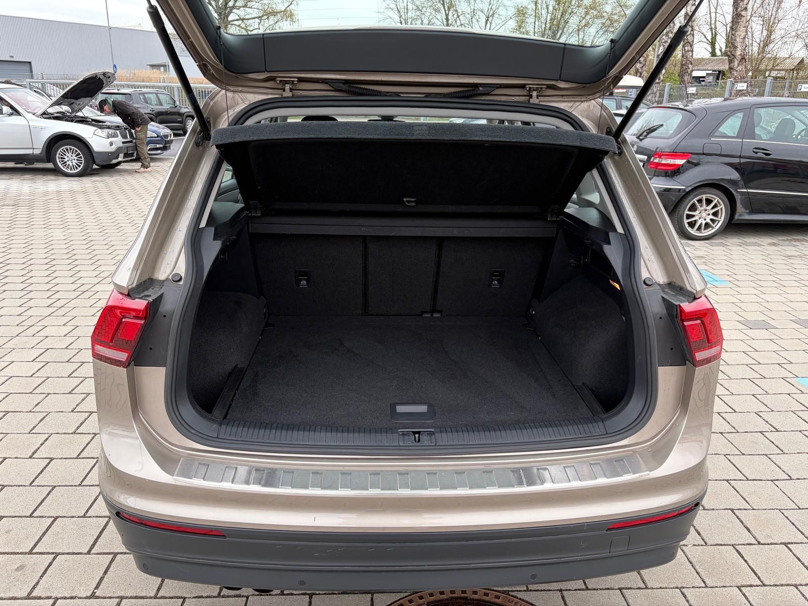 Volkswagen Tiguan 1.5 16V TSI ACT  BMT/Start-Stopp foto 18