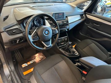 MYAUTOCENTER – Gebraucht- und Jahreswagen mit Werkstattservice in Pfaffenhofen BMW 218 *SERVICE NEU*TÜV 1227*TEMPO*2-ZONEN*SZHZ*
