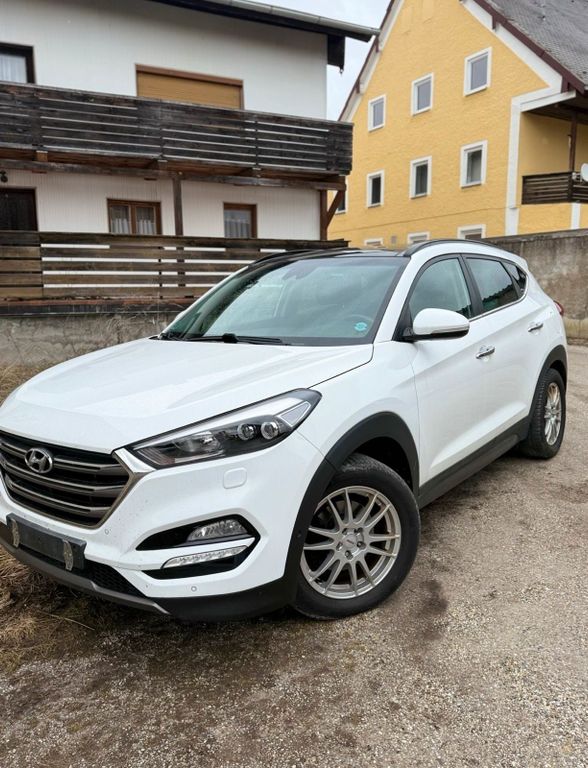 Image of Hyundai TUCSON