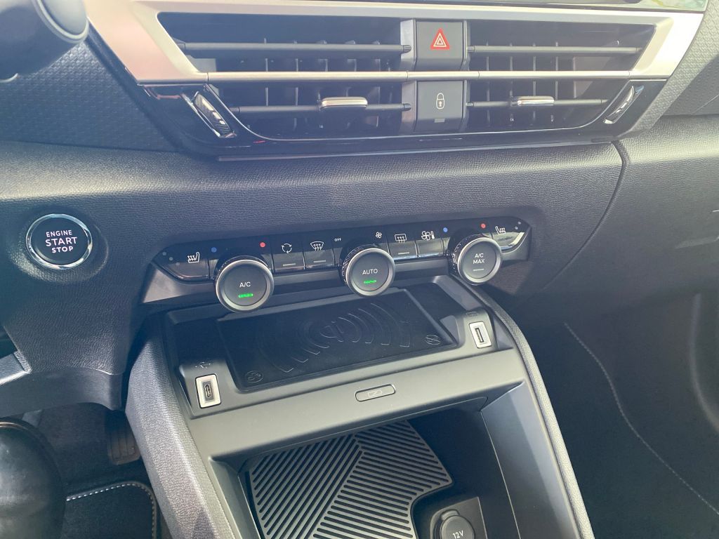 Fahrzeugabbildung Citroën C4 PureTech 130 Automatik MAX *Winter-P.*Allwett