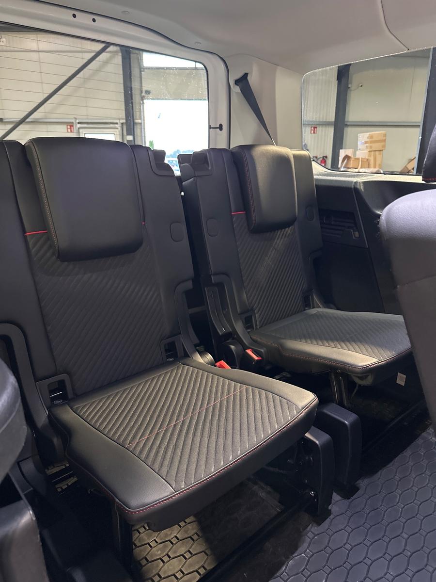 Ford Tourneo Connect 1.5 EB 7-Sitzer Sport NAV+LED, миниатюра 10