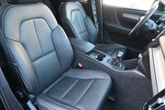 Fahrzeugabbildung Volvo XC40 T3 Schalter Inscription*RFK*FSHZG*BLIS*AHK