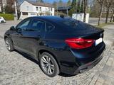 BMW X6 xDrive 30d M Paket/ Head-Up/Keyless ent/Harma - BMW: E30 M