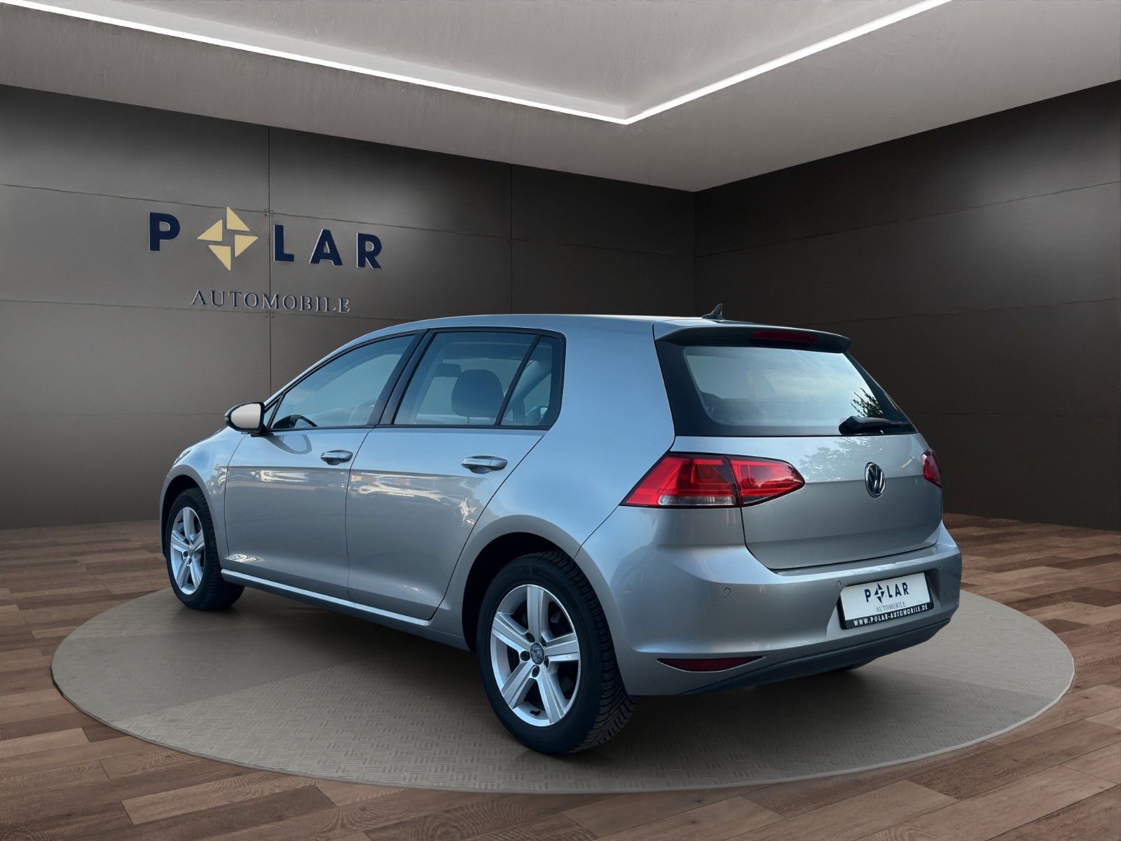 Fahrzeugabbildung Volkswagen Golf VII Lim. Sitzheizung / Bluetooth / Navi