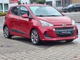Hyundai i10 1.2Style Schiebedach Keyless Anhängekupplung - Hyundai i10 Gebrauchtwagen in Düsseldorf