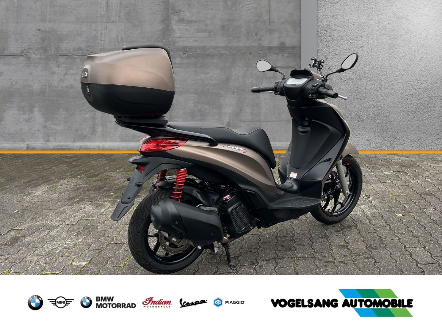 Fahrzeugabbildung Piaggio Medley 150 Sport, I-Get, Topcase mit Rückenpolst