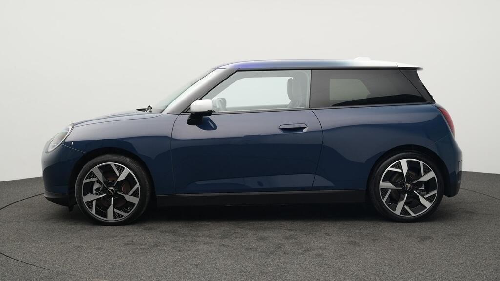 MINI Cooper SE Favoured Trim 3-trg. BEV Head-Up DAB