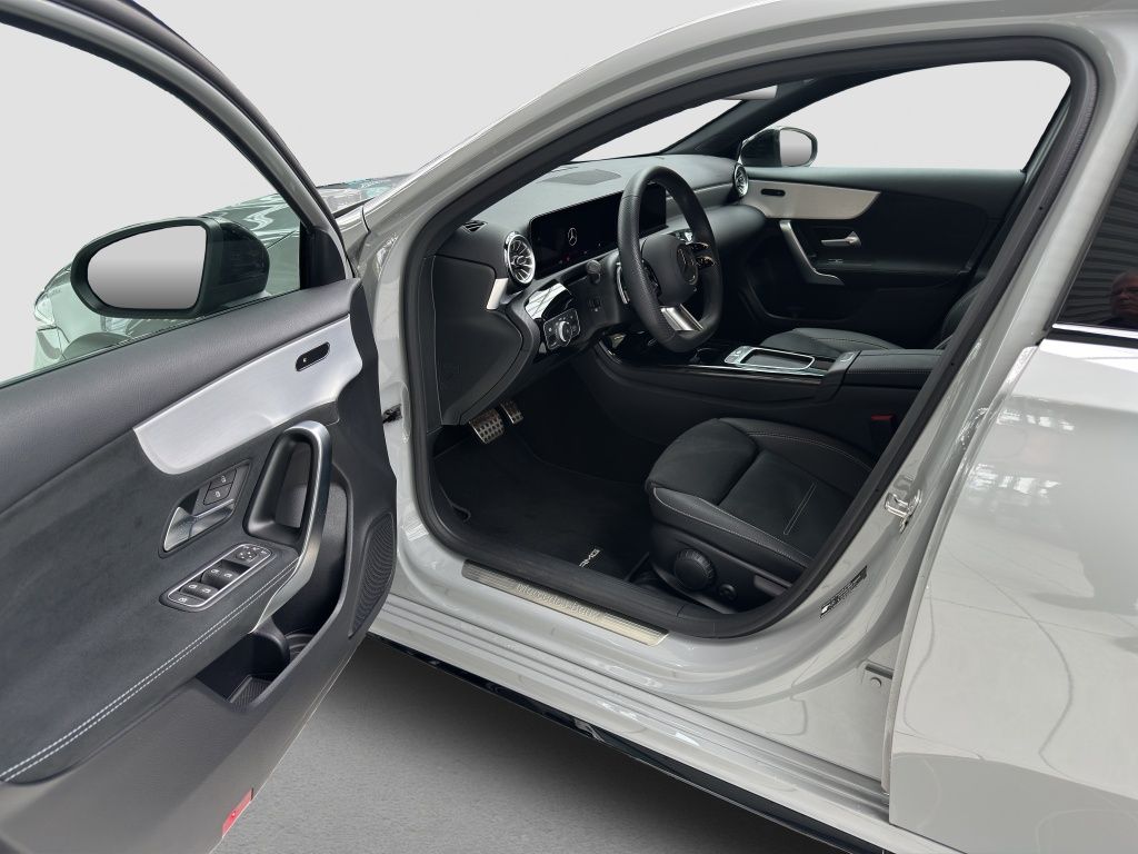Fahrzeugabbildung Mercedes-Benz A 200 AMG*NIGHT*AHZV*LED*DAB*LENKRHZG*RFK*TWA*