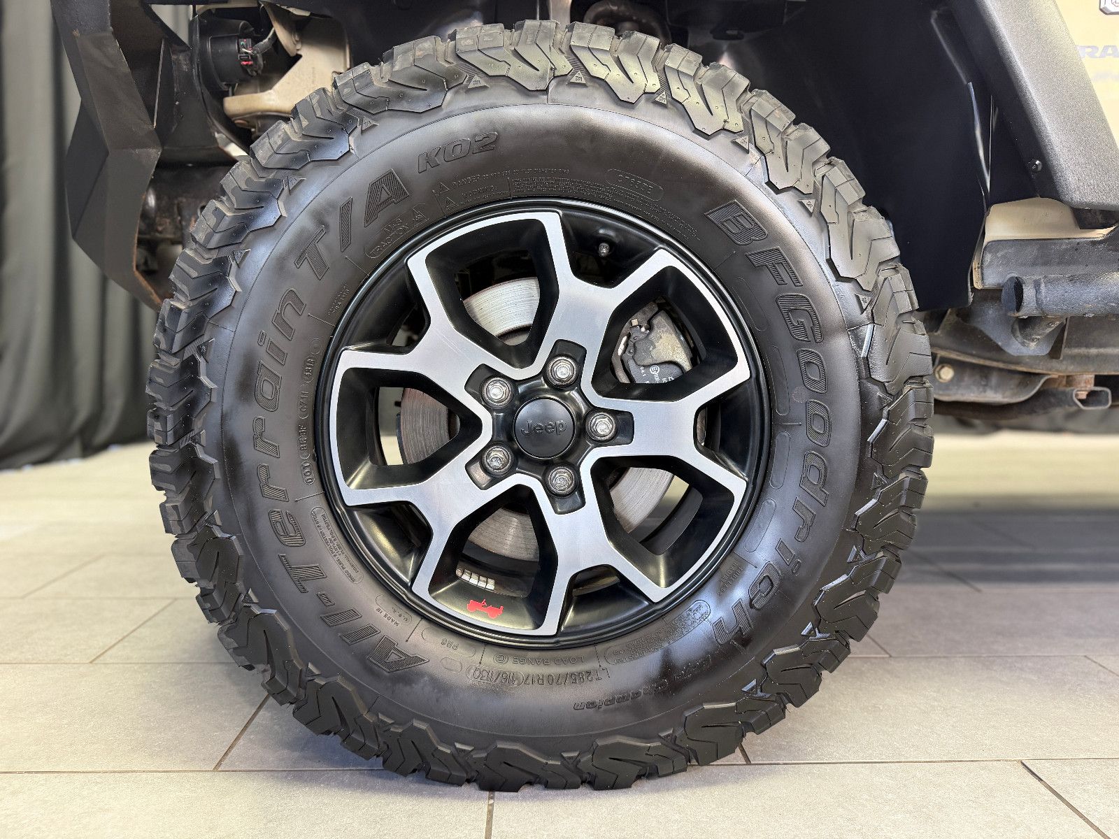 Fahrzeugabbildung Jeep Wrangler Unlimited Rubicon Recon Offroad|Alpine