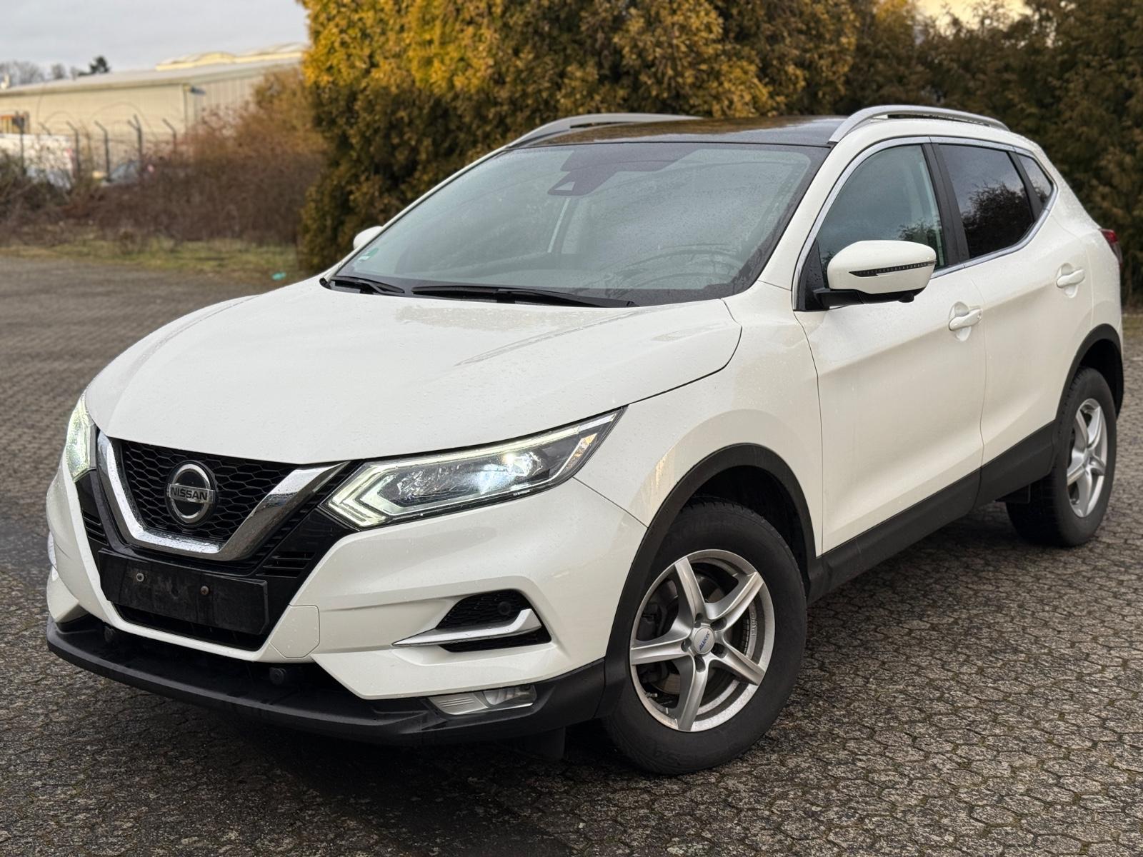 Nissan Qashqai N-Connecta * AUTOMATIK * PANO * 360 KAME