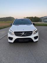 Mercedes-Benz GLE 43 AMG Mercedes-AMG GLE 43 4MATIC AMG - weiße Mercedes-Benz GLE-Klasse
